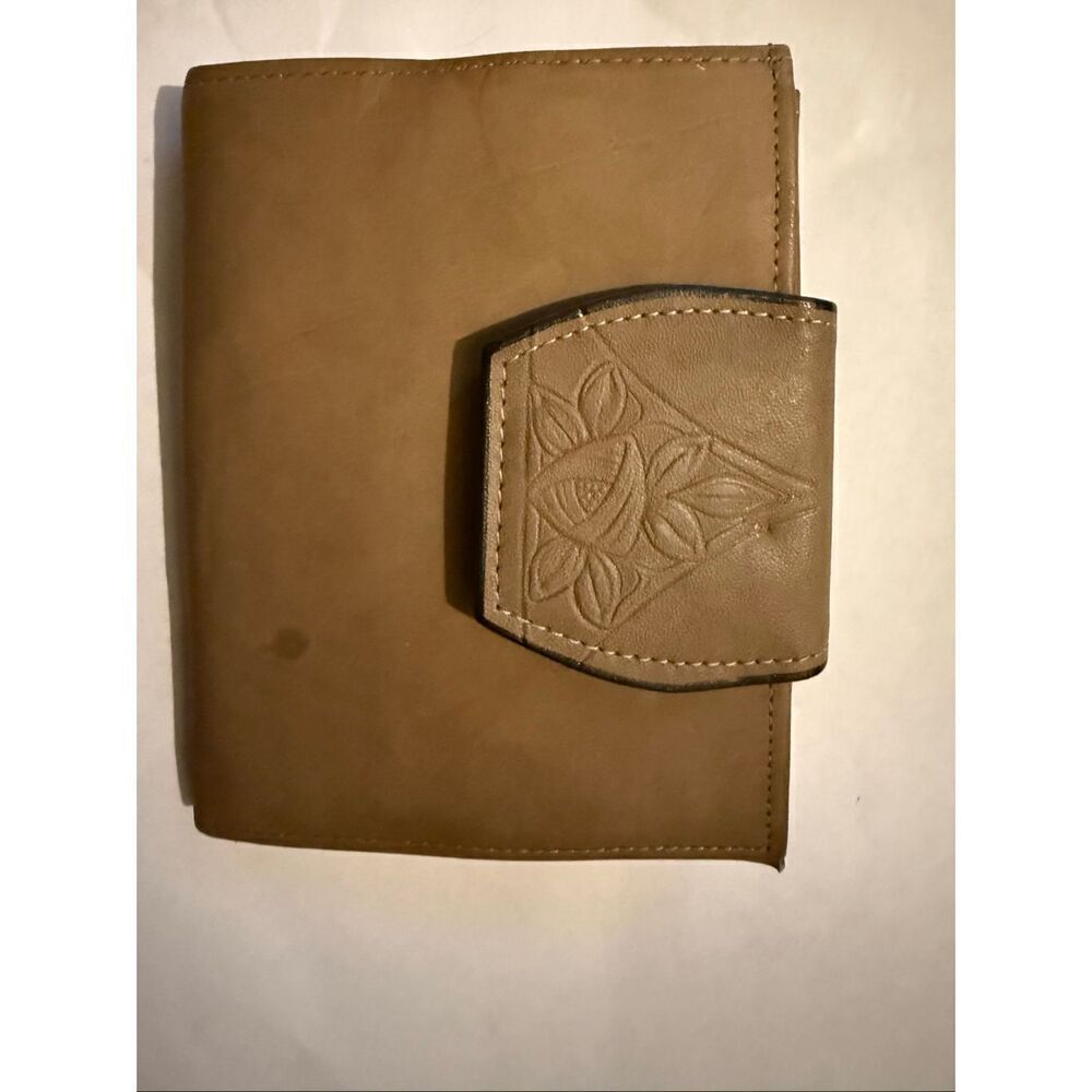 Prince Gardner Women's Cowhide Leather Tooled Bifold Card Wallet Tan OS NWOT